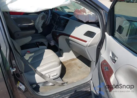 2013 Toyota Sienna Xle V6 8 Passenger из США, поврежденный, VIN 5TDYK3DC4DS283900